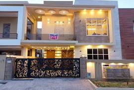 1 Kanal 5 Bedrooms Designer House, In Phase 4 Bahria Town Rawalpindi, Rawalpindi, 1 Kanal